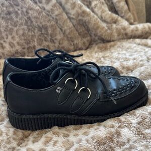 TUK Black Creeper Lace-Up Platform Shoes
